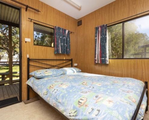 Accommodation – Sandbar and Bushland